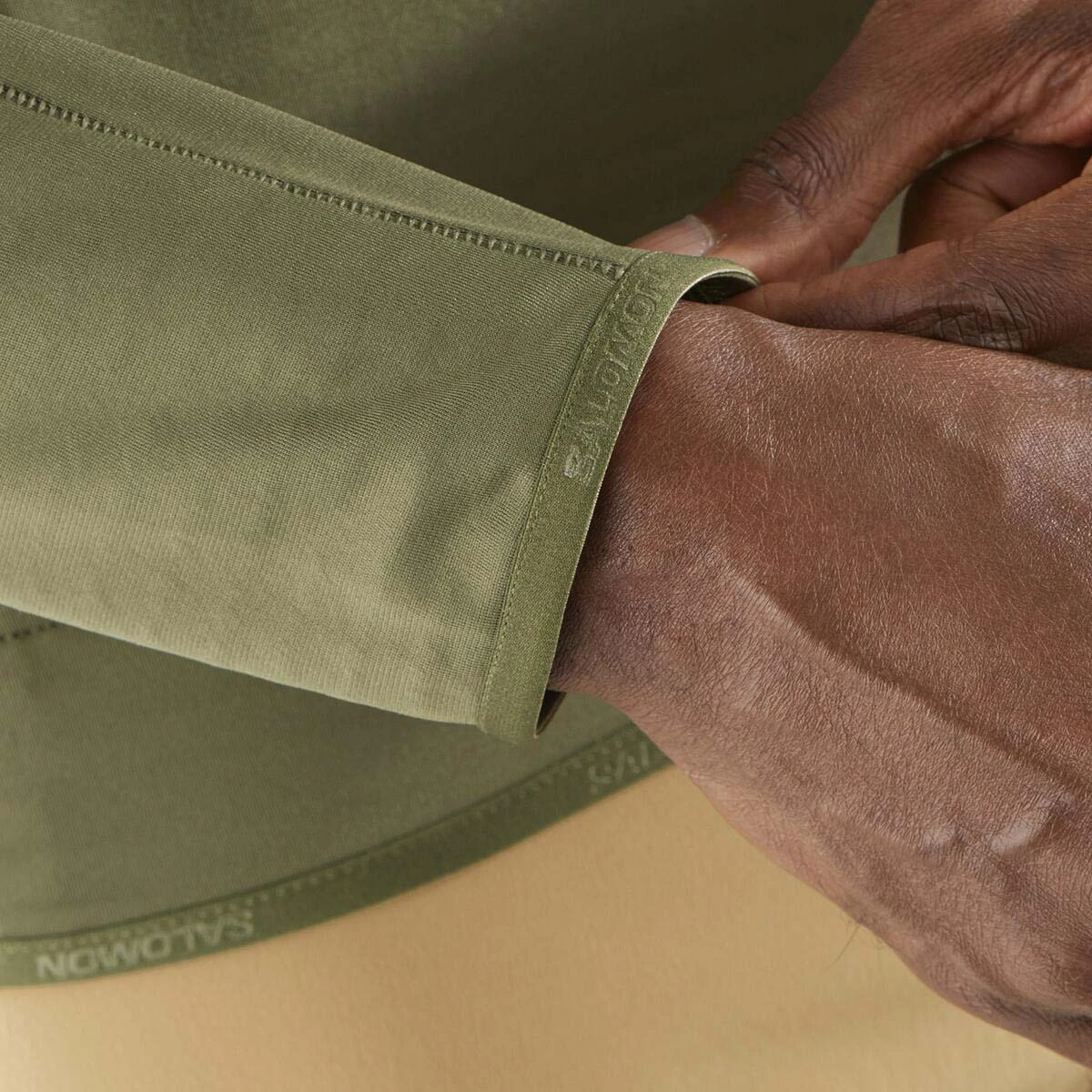 Salomon Essential Lightwarm Full Zip Midlayer Jacket - Men's|-|Manteau Intermédiaire à Glissière Pleine Longueur Essential Lightwarm - Homme - Image 5